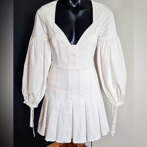 Chic White Long Sleeve Dress